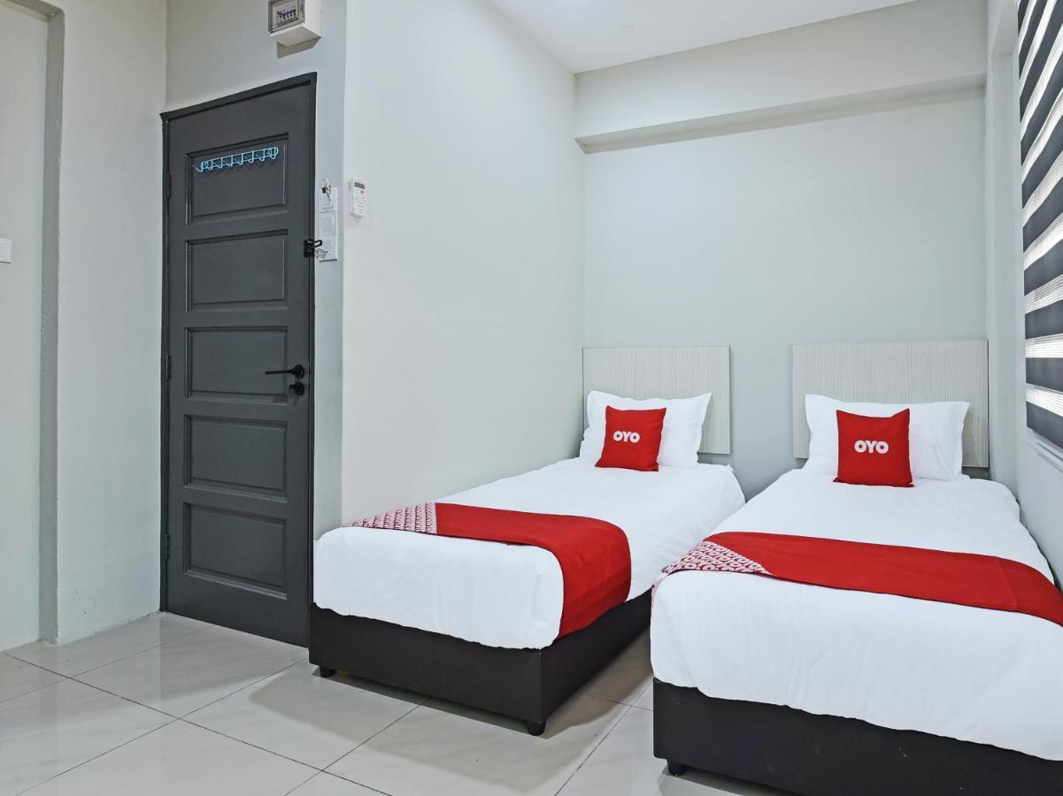 Oyo 90594 Hotel Casalink Paka Extérieur photo