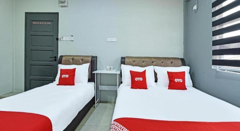 Oyo 90594 Hotel Casalink Paka Extérieur photo