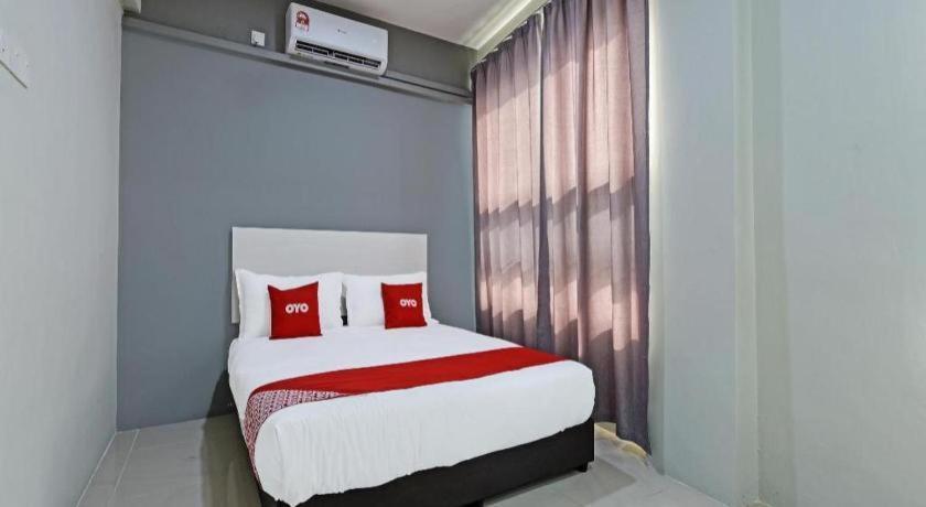 Oyo 90594 Hotel Casalink Paka Extérieur photo