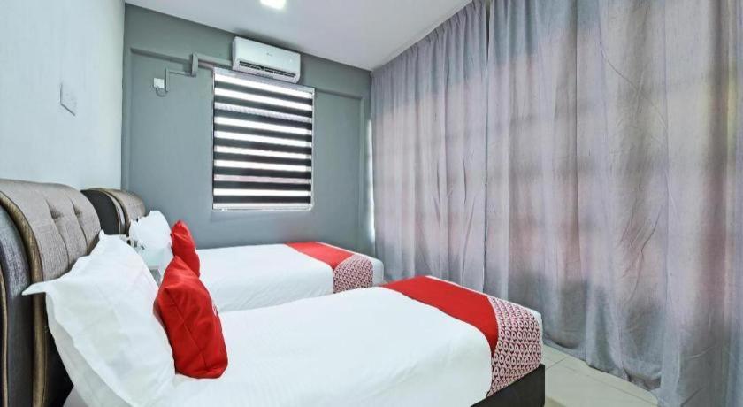 Oyo 90594 Hotel Casalink Paka Extérieur photo
