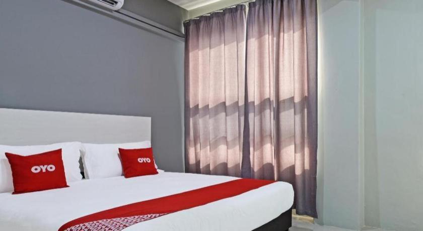 Oyo 90594 Hotel Casalink Paka Extérieur photo