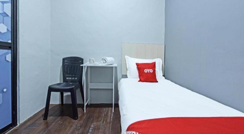 Oyo 90594 Hotel Casalink Paka Extérieur photo