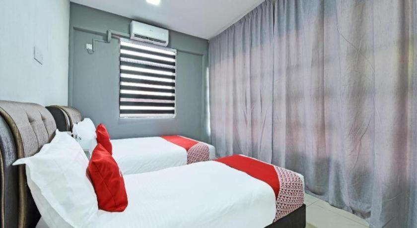 Oyo 90594 Hotel Casalink Paka Extérieur photo